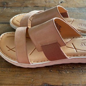 New, BORN Oceana Slide Sandal size 9M Tan Leather